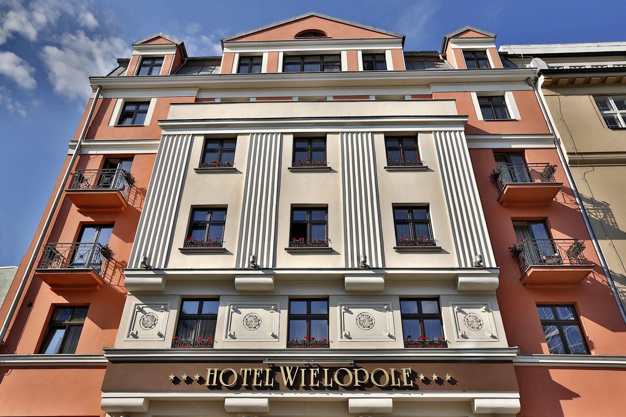 Hotel Wielopole Cracóvia Exterior foto